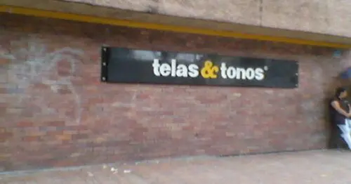 TELAS & TONOS CARRERA 15 TELAS & TONOS CARRERA 15